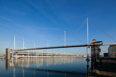 Arch-22-royal-dock-bridge_xlarge.jpg