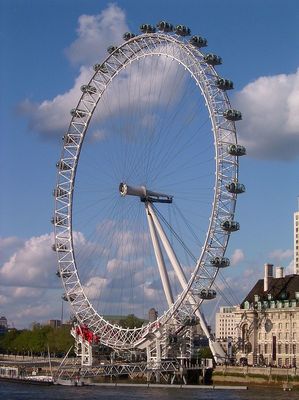 800px-London_Eye.jpg