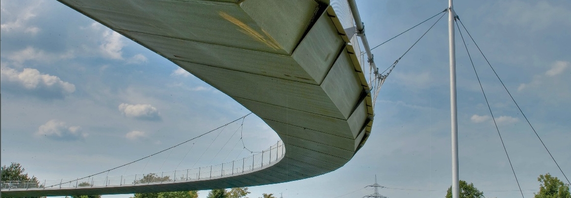 http://www.archstructure.net/asmt/topics/rhein-herne2.jpg